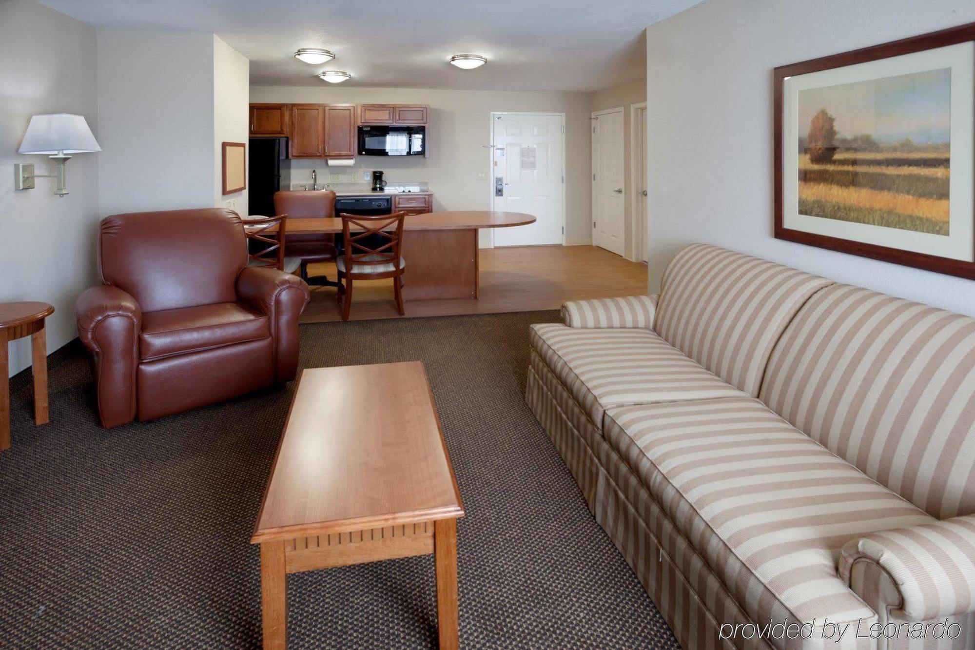 Candlewood Suites San Antonio Nw Near Seaworld By Ihg Room photo